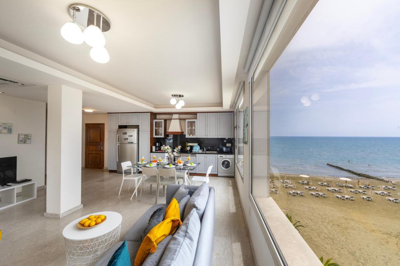Mackenzie Beachfront Eftyhia Suite Larnaka Exterior foto